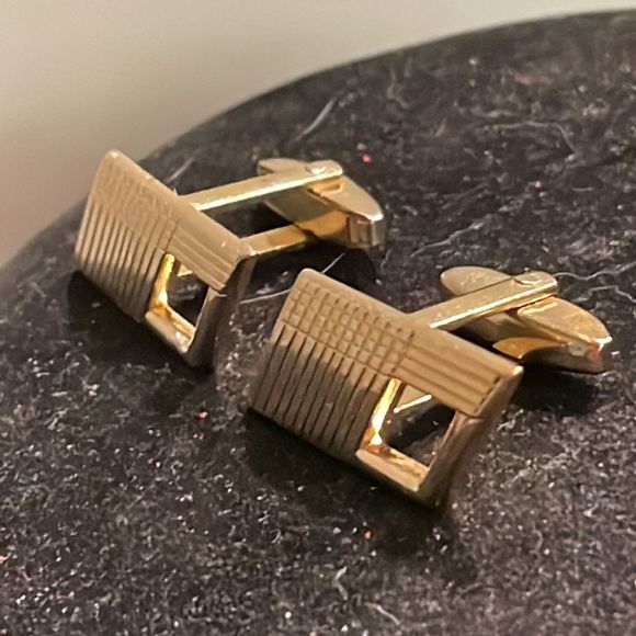 Vintage 1950s MCM Art Deco Fosters mixed metal gold tone whale back cuff links - Picture 6 of 15